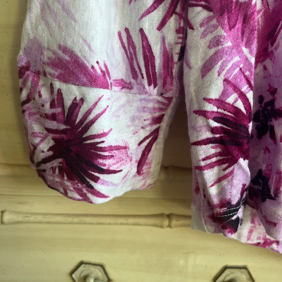 Tommy Bahama Top / T-Shirt Large - Picture 4 of 4